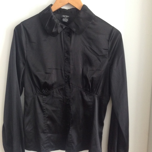 2/$40 BOB MACKIE 10 OR M - Picture 2 of 6